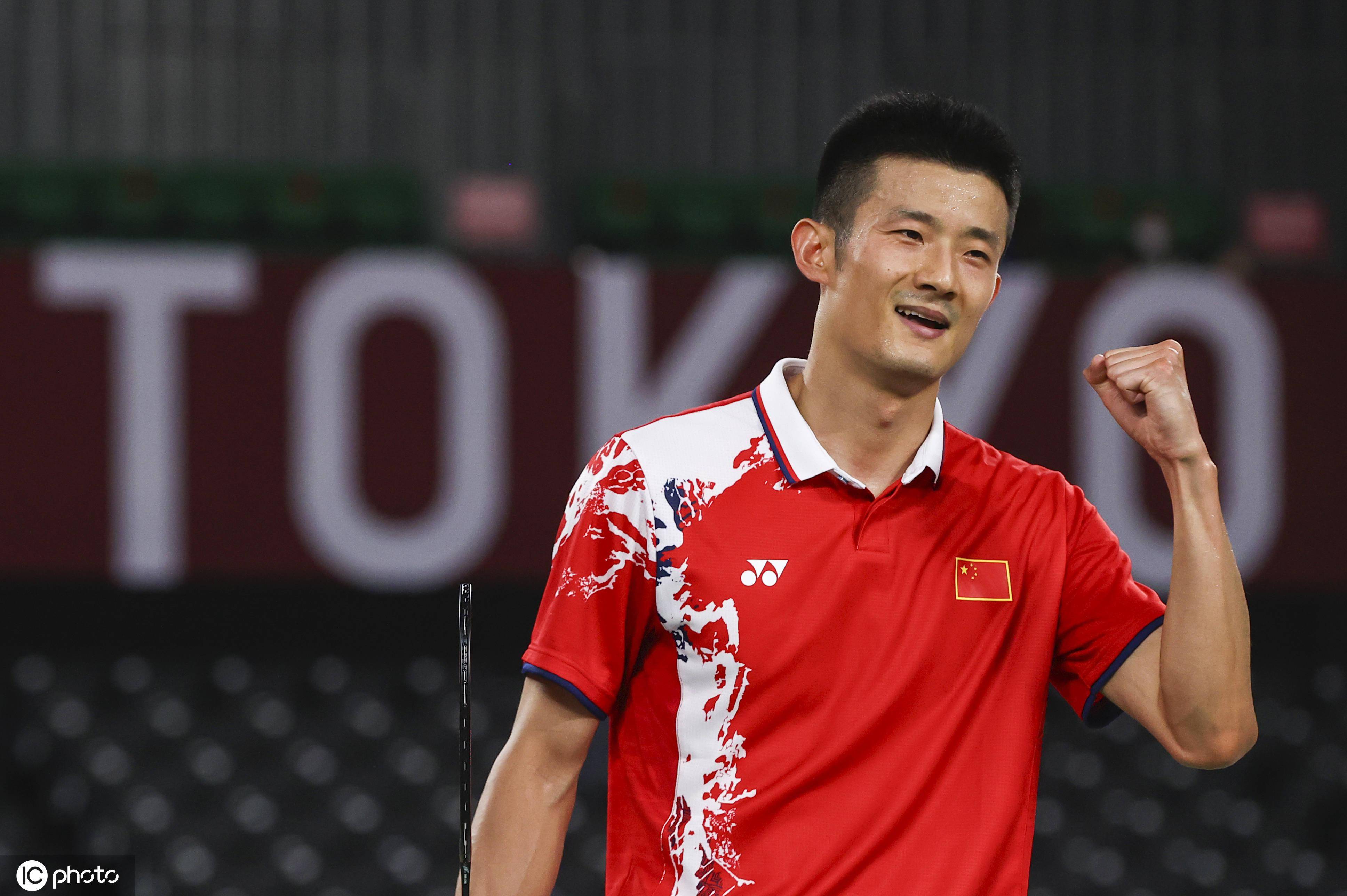 泰国羽毛球队碾压法国羽毛球队，谌龙爆发神勇的简单介绍