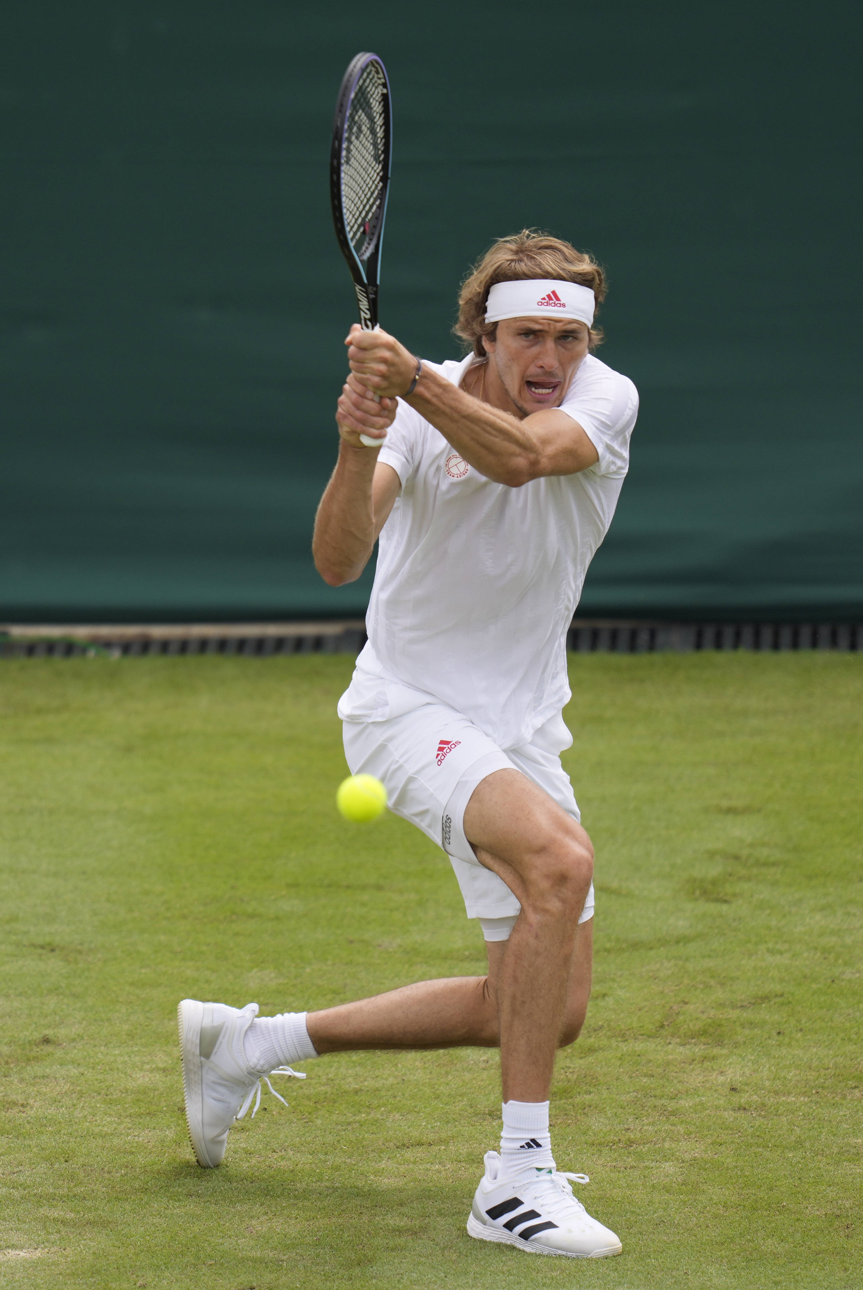 法国网球队绝杀日本网球队，兹维列夫爆发神勇