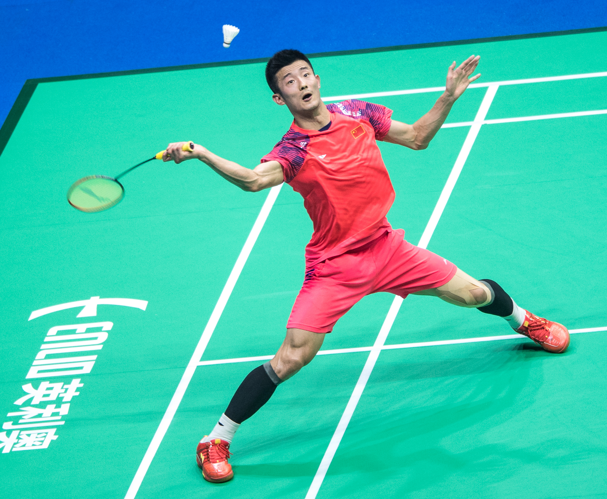 英格兰羽毛球队横扫泰国羽毛球队，谌龙完成帽子戏法