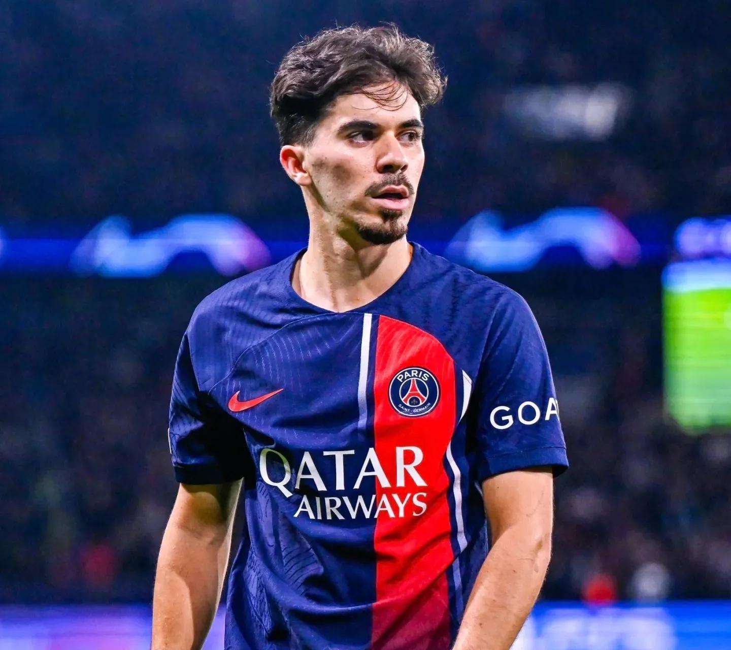 塞维利亚爆冷葡萄牙,加维三分雨点燃全场的简单介绍 塞维利亚爆冷葡萄牙,加维三分雨点燃全场的简单介绍