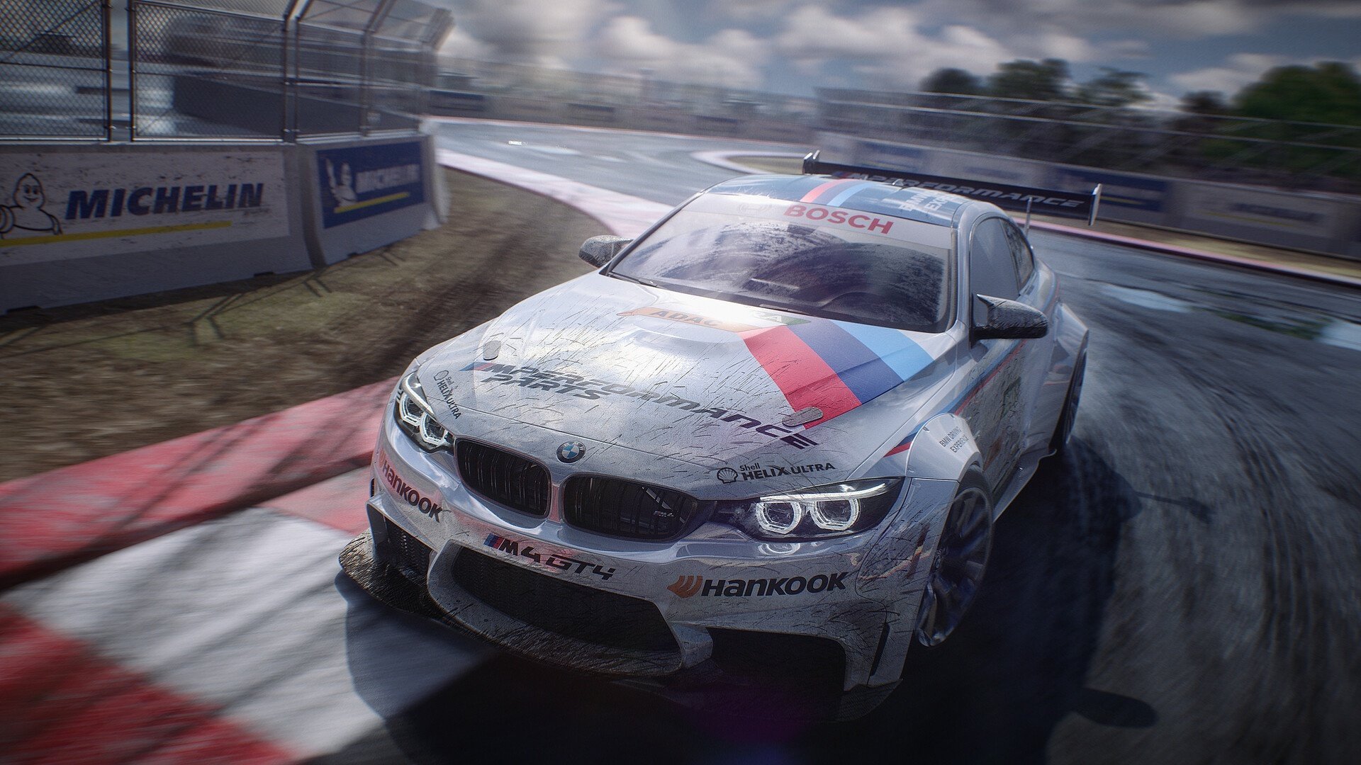 橙色逆袭红箭搁浅，迈凯伦的手术刀策略如何让维斯塔潘的胜利更耀眼？