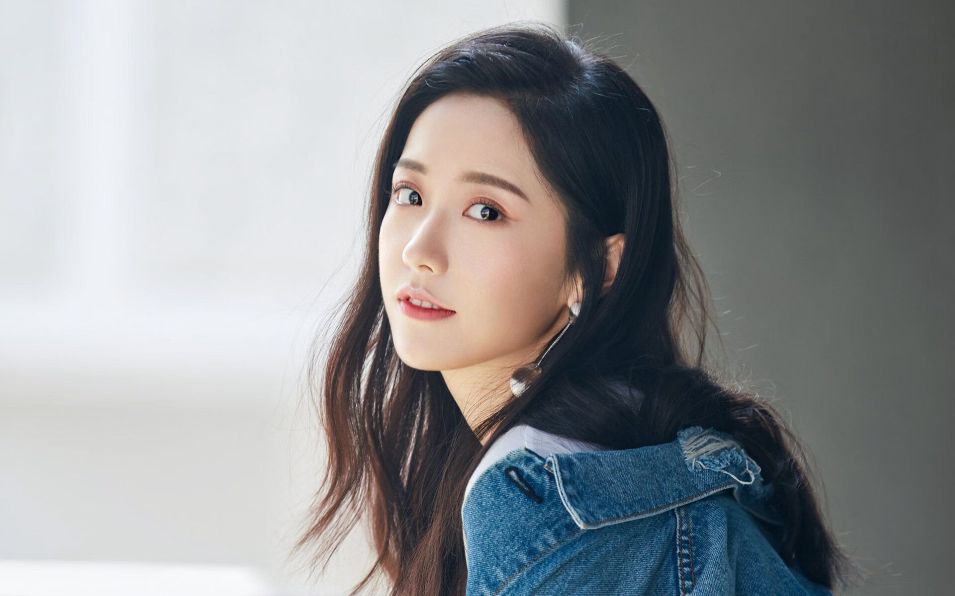 阿圭罗关键先生定乾坤,墨西哥斩落雷恩展雄风