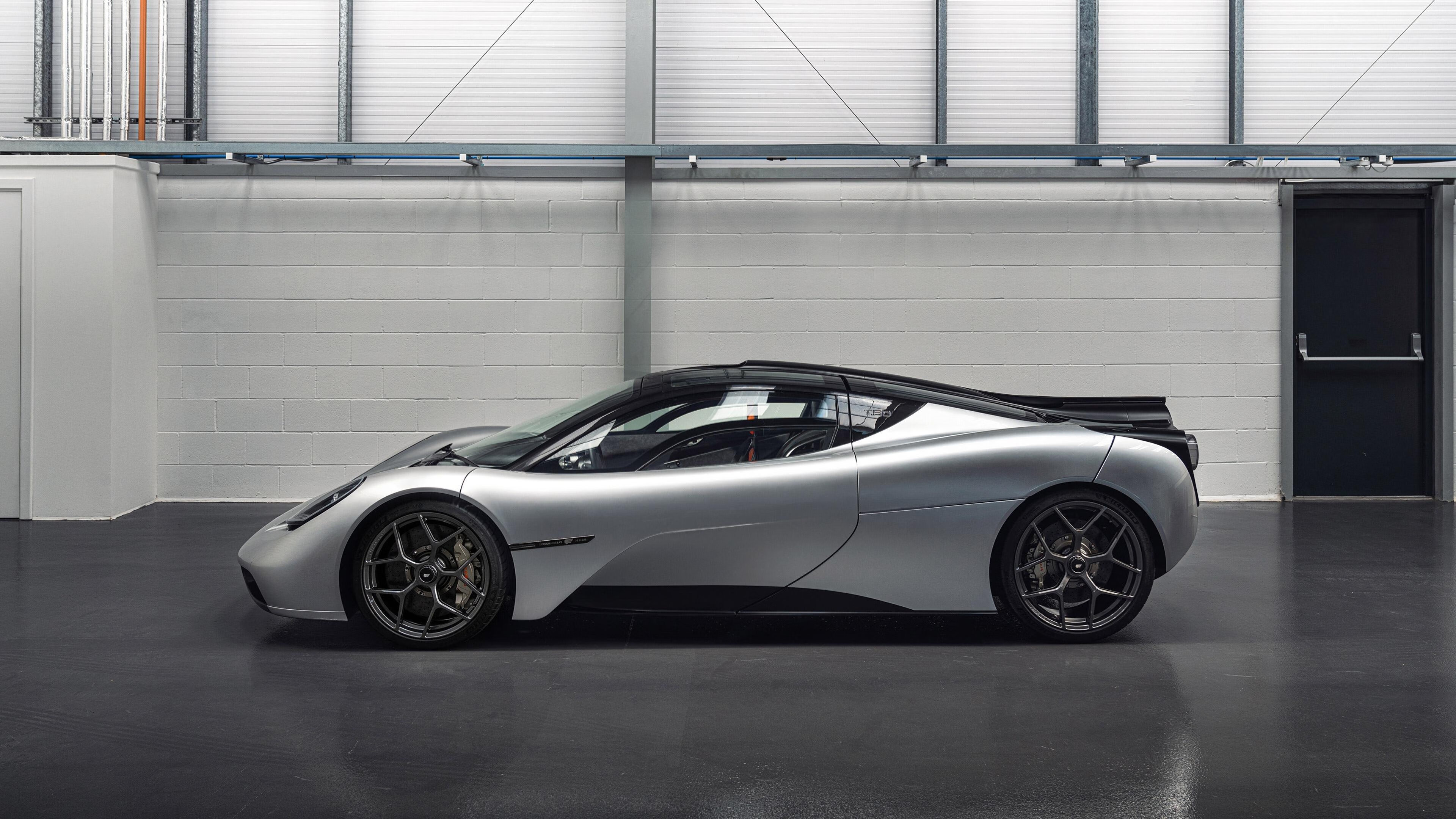 接管比赛,这个篮球世界最迷人的词汇,原来有两种截然不同的写法