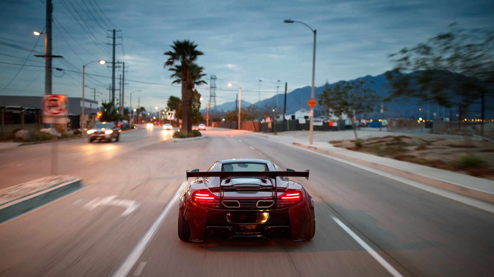 降维打击!比利时闪电战摧垮国足,哈弗茨的闪耀让差距肉眼可见