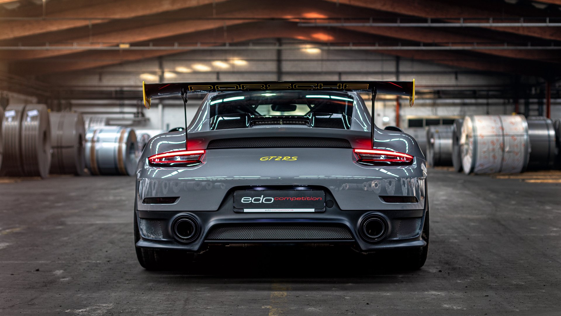 曼城对阵里昂,拉亚末节接管比赛,缔造欧冠奇迹