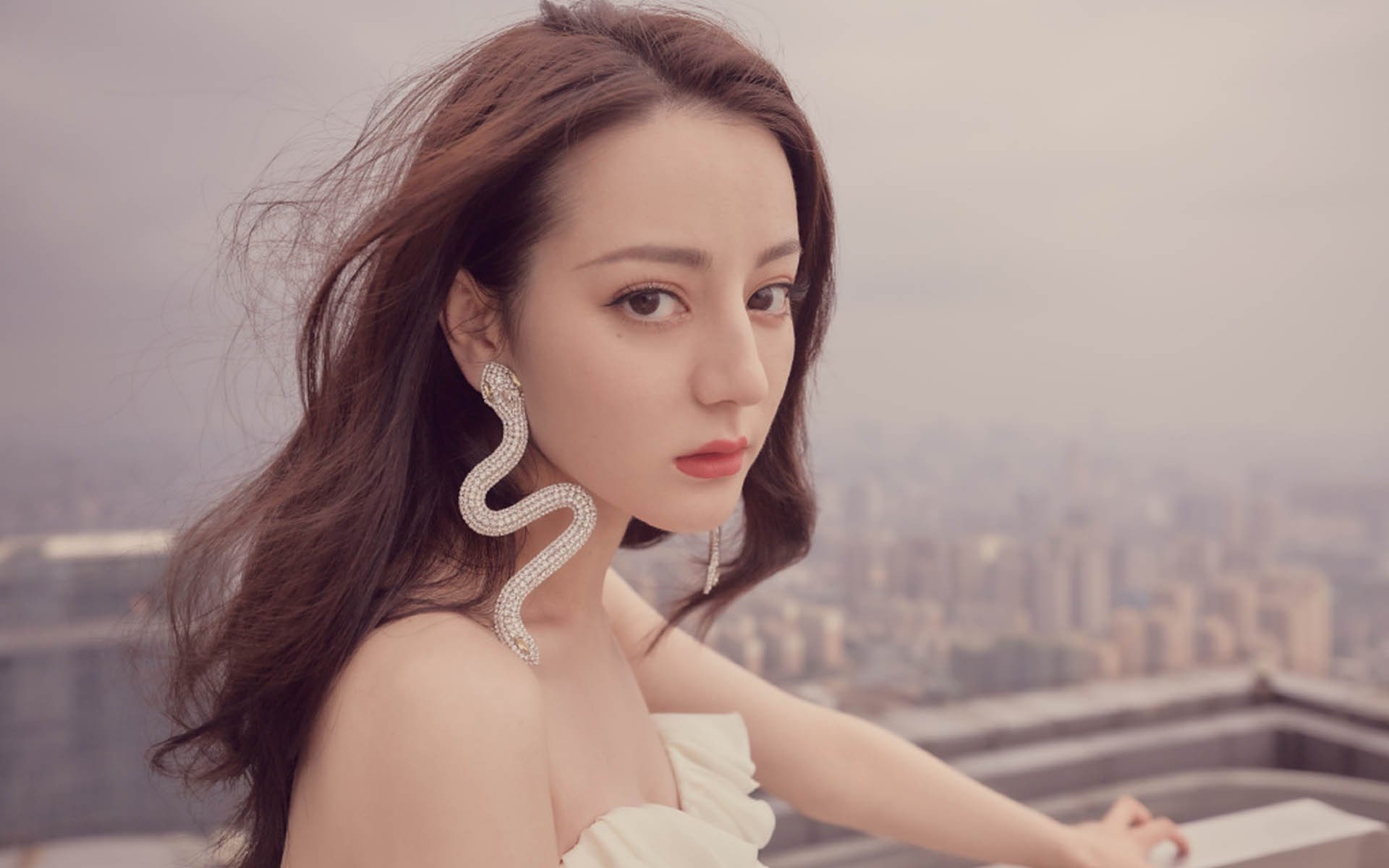 从东海到亚得里亚海,浙江队掀翻雷霆,东契奇奥运接管比赛的双重独奏