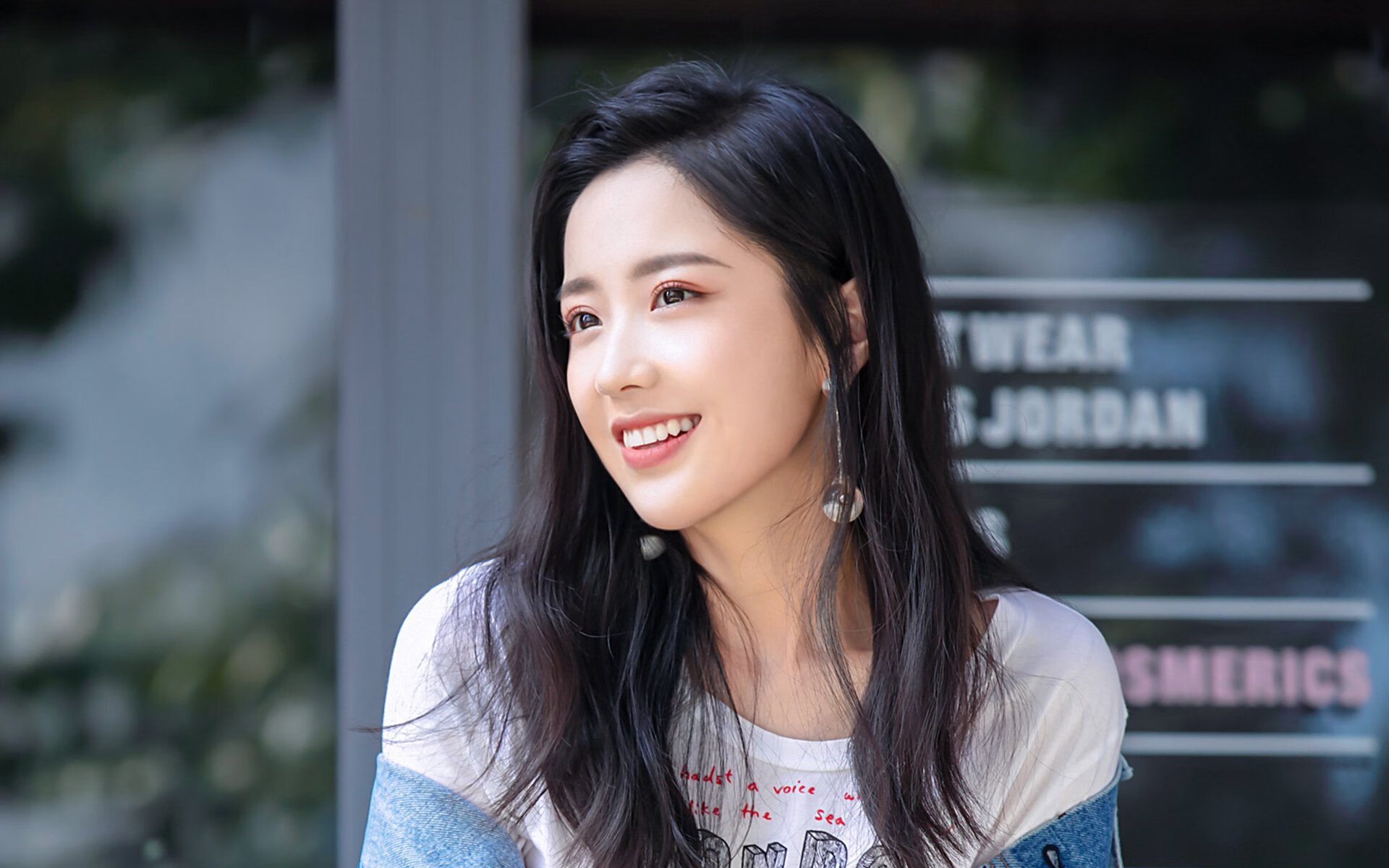 铁幕与灵光,德国防守锁死波兰,迪巴拉成关键先生