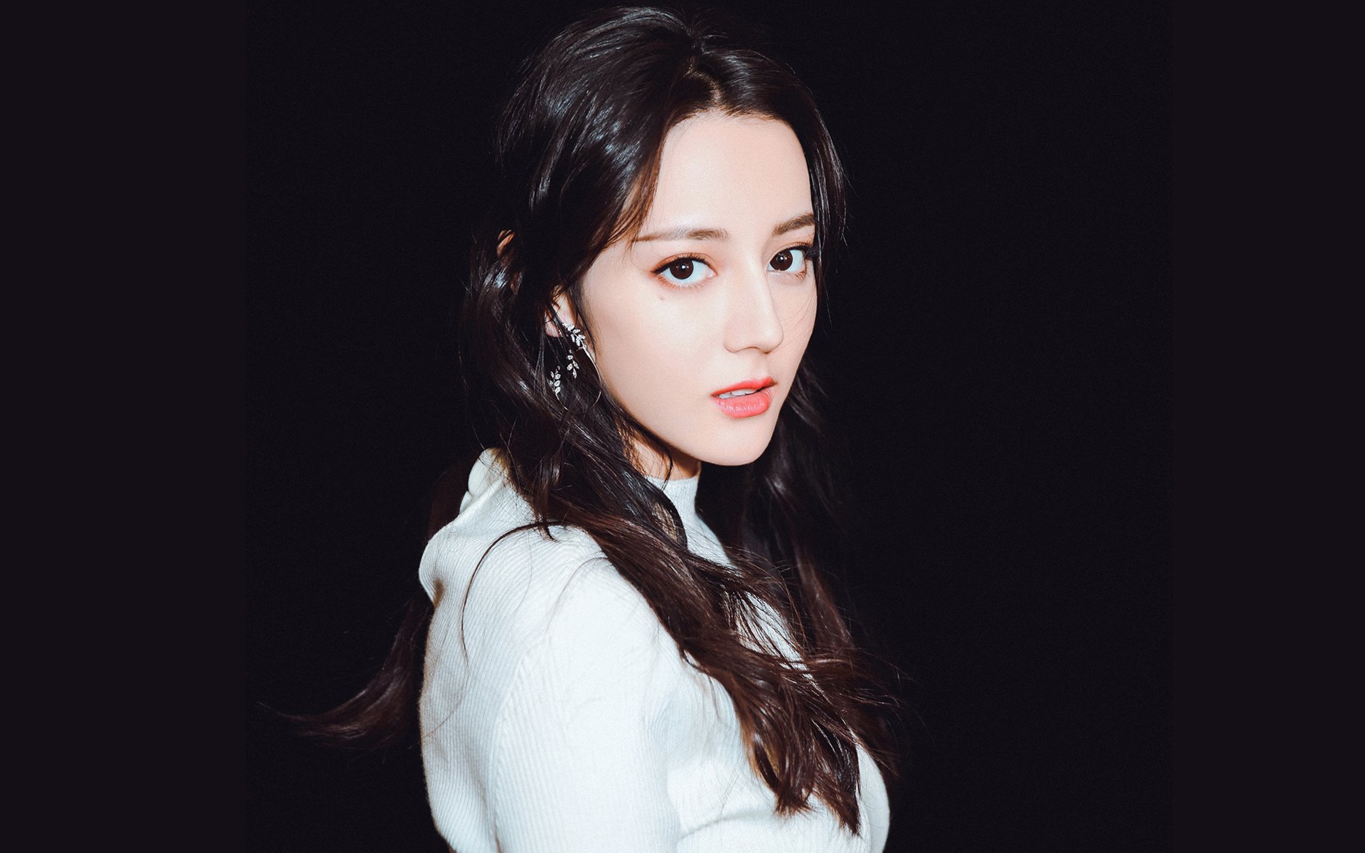 当阿根廷的浪潮退去,C罗独自站在沙滩上